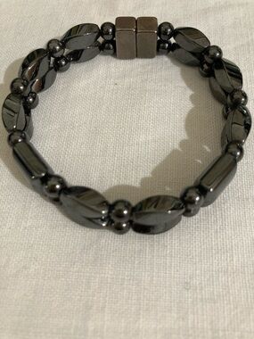 Hematite Beaded Magnetic Bracelet - Women's Bracelet
